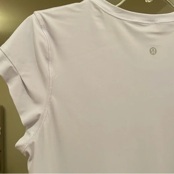 NWOT Lululemon Just Pleat It Short Sleeve Shirt Cool Breeze Size 6 - Picture 12 of 12